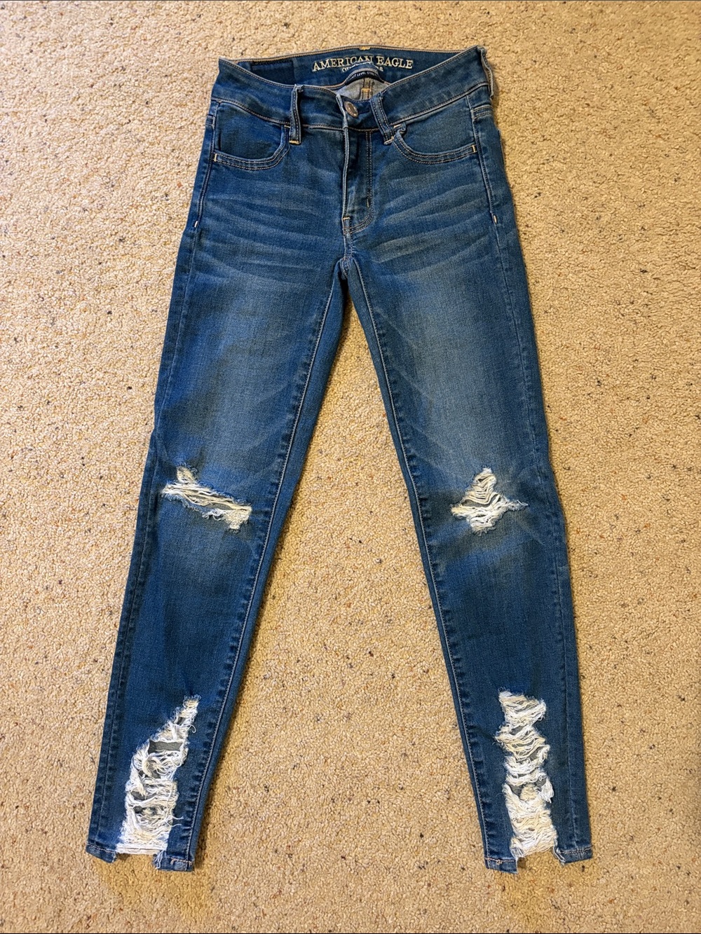 American Eagle Outfitters Women's Next Level Stretch Ripped Skinny Jegging